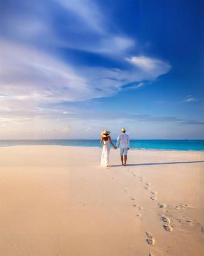 Raffles Al Areen Palace Bahrain — Beach