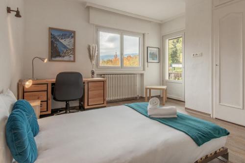 Postel nebo postele na pokoji v ubytování Le Montagny Sejour Cosy au Coeur des Alpes