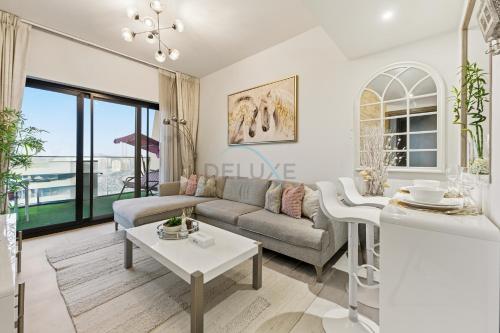 Creek Harbour Views 1BR, Just Minutes from Ras Al Khor Wildlife Sanctuary and Short Stroll to Zabeel Stadium, Binghatti Creek, Al Jaddaf by Deluxe Holiday Homes