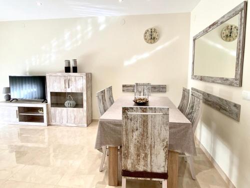 Nice apartment in Cambrils