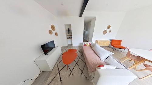 Amansis grand t2 jardin proche gare