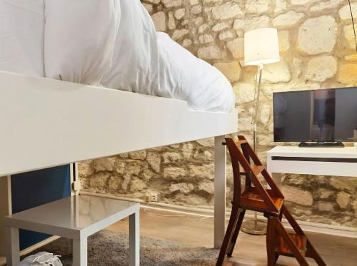 Cute Marais Studio near Metro Heart of Paris N4-22