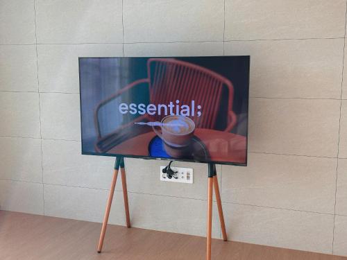 Μια τηλεόραση ή/και κέντρο ψυχαγωγίας στο 인스파이어 오션뷰 하우스