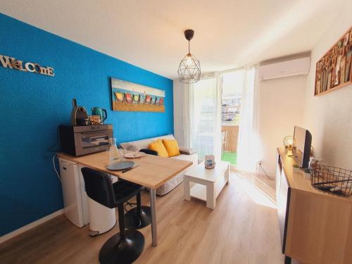 Suite Maya Parking Clim Wifi Centre-ville et Port - ROSSIconciergerie - Linge inclus