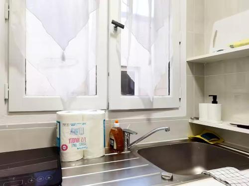 Cozy Single Flat in Paris 16th District Elevator N16-142