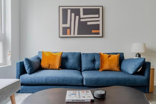 Ảnh trong thư viện ảnh của Blueground New Tacoma balcony nr Museum SEA-954 ở Tacoma