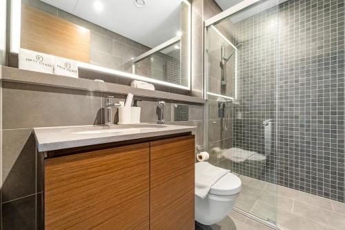 Ένα μπάνιο στο FIRST CLASS 3BR Stylish Luxury Escape