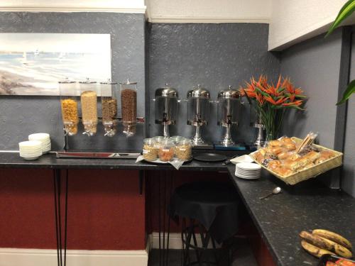 Mad på hotellet eller i nærheden