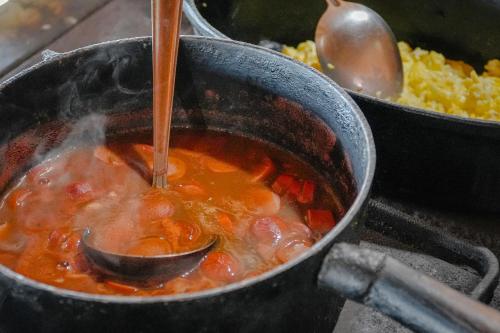 Mad på hotellet eller i nærheden