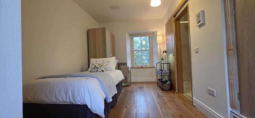 Gallery image of Cottage - Sleeps 2 - Near Cliffs of Moher in Deerpark