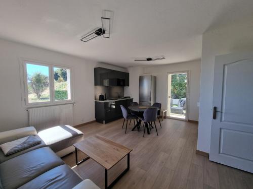 2 pièces avec jardin vue mer