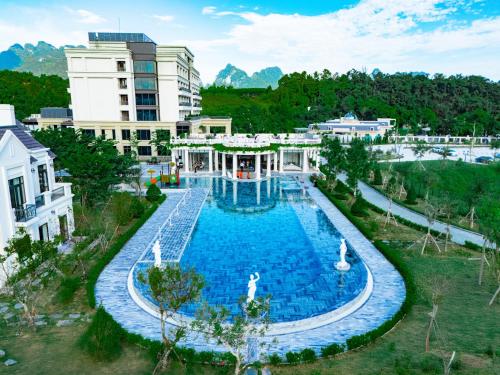 Πισίνα στο ή κοντά στο Venusgiti Hot Spring Resort & Spa