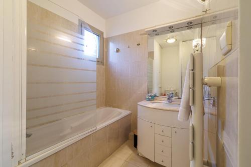 MY CASA - PALAIS MED 702 D - 2 bedroom Down Town with Terasse AC
