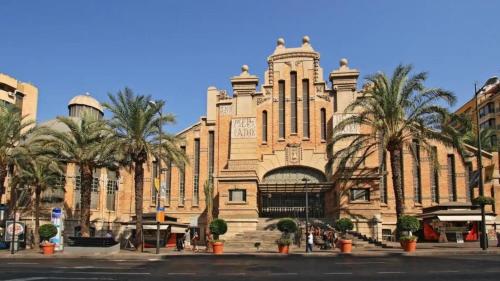 Apartamento en Plaza de toros y Mercado Central