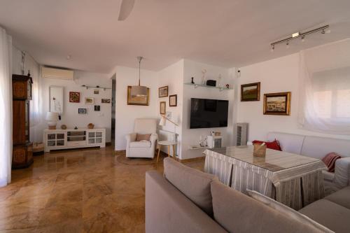 Luminoso y céntrico ático a pie de playa