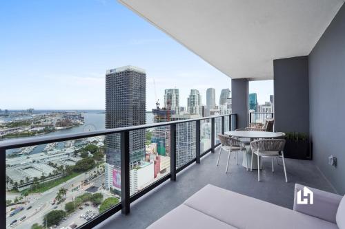 Stylish Apartments with Partial Ocean Views in Downtown! photo 225