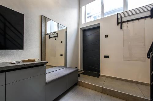 Ένα μπάνιο στο D-loft