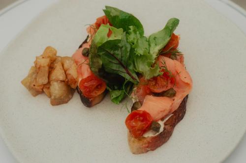 Jídlo v hotelu nebo okolí