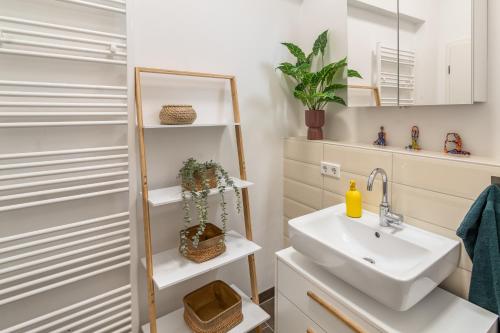 Koupelna v ubytování Imposante Whg - Zentral - Dachterrasse - Parken - Aufzug
