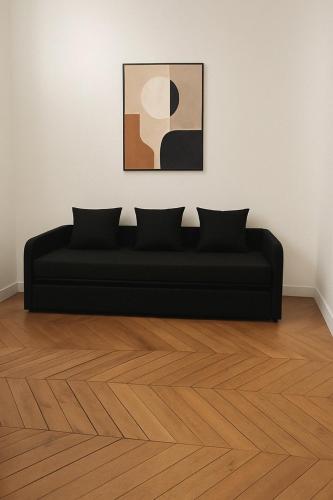 luxurious apartment Av des Champs-Élysée