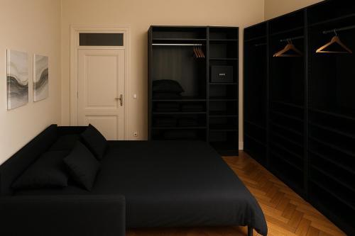 luxurious apartment Av des Champs-Élysée