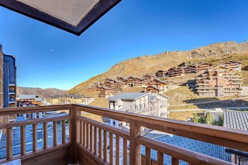 Heart of Val Thorens, Studio Apt, Balcony views