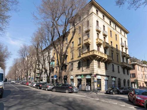 Charming Modern Apartment near Argonne