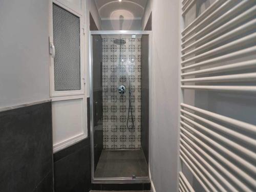 Charming Modern Apartment near Argonne