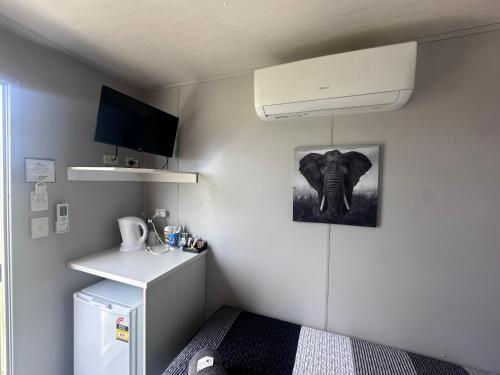 Μια τηλεόραση ή/και κέντρο ψυχαγωγίας στο Joanda Farm Stay