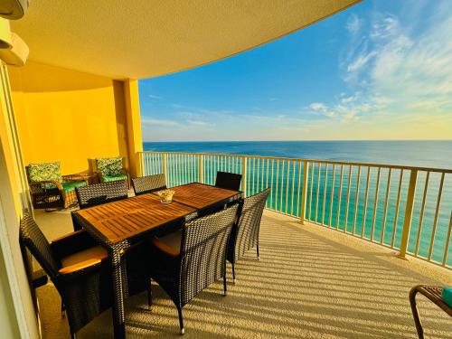 Beachfront 2BR Condo - Gulf Views - Panama City Beach photo 10