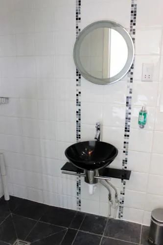Kempfield House photo 27