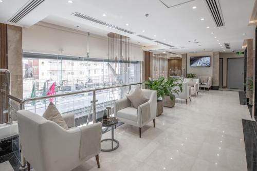 Three Pearls Musalli Hotel