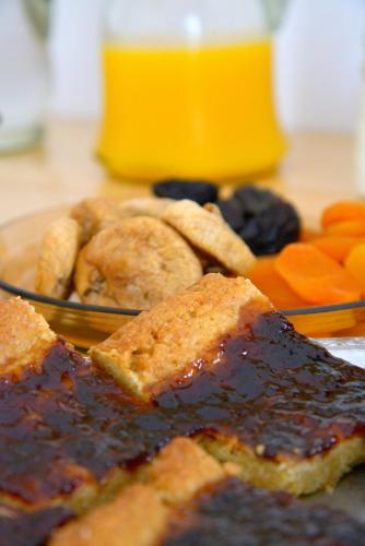 Makanan di atau berdekatan aparthotel ini