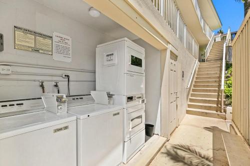 Fotografie z fotogalerie ubytování Keawakapu 208 · KKP 208 Renovated Condo w AC Near Beach Shops v destinaci Wailea