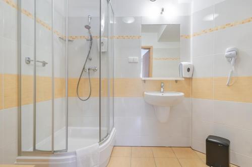 Koupelna v ubytování Quality Silesian Hotel