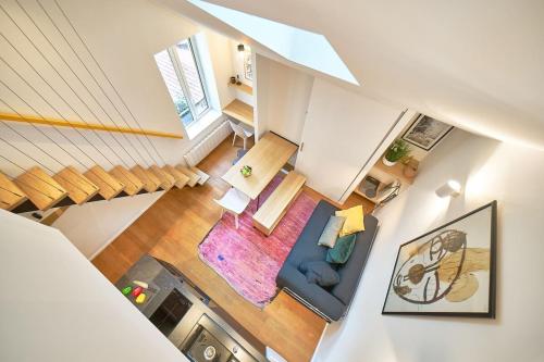 Beautiful renovated apartment Cours Lafayette near Halles Paul Bocuse