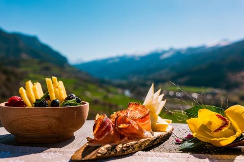 Jídlo v hotelu nebo okolí