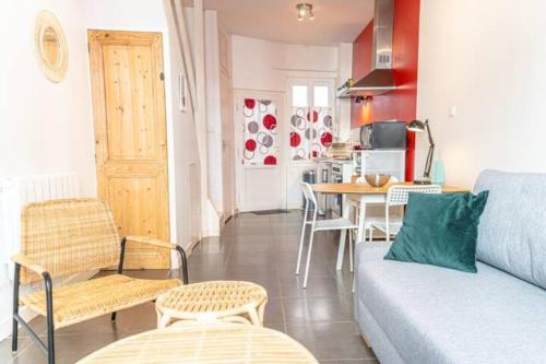 Quiet & central duplex apartment Wifi near Rhône & Parc Blandan