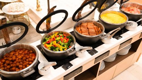 Jídlo v hotelu nebo okolí