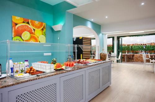 Jídlo v hotelu nebo okolí