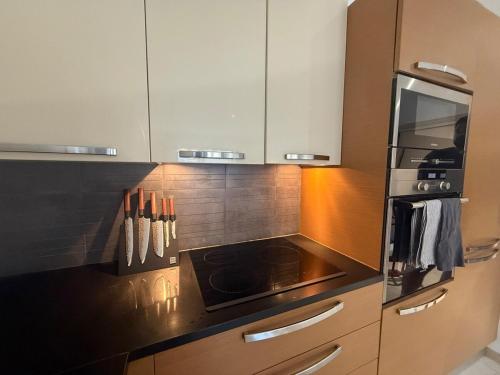 Kuchyň nebo kuchyňský kout v ubytování Esterel Bay