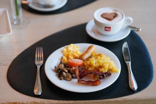 Φαγητό σε αυτό το ξενοδοχείο ή κάπου εκεί κοντά