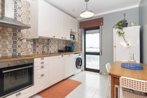 Coast 2 Bedroom Apart Setúbal 45 min from Lisbon