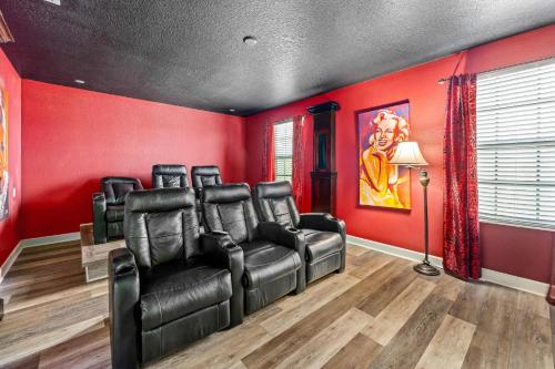 Heated Pool + Waterpark+ Game Room + Lazy River photo 5