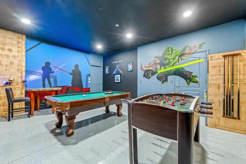 Heated Pool + Waterpark+ Game Room + Lazy River photo 6