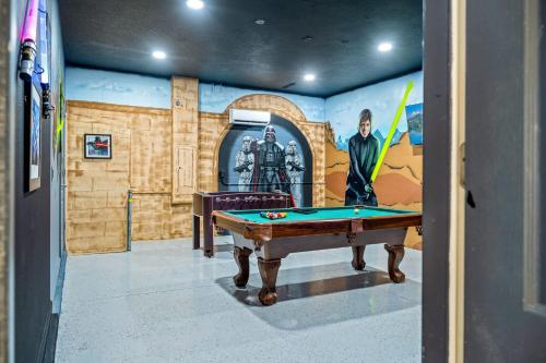 Heated Pool + Waterpark+ Game Room + Lazy River photo 26