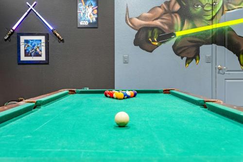 Heated Pool + Waterpark+ Game Room + Lazy River photo 29