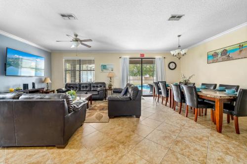 Heated Pool + Waterpark+ Game Room + Lazy River photo 58