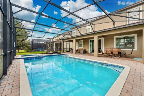 Heated Pool + Waterpark+ Game Room + Lazy River photo 69