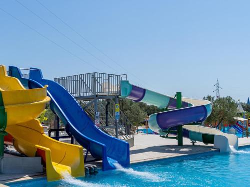 Gallery image of simlarda aquapark otel in Ayvalık